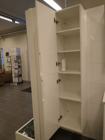 576498-17 Badrumsinredning Milano högblank vit 80cm