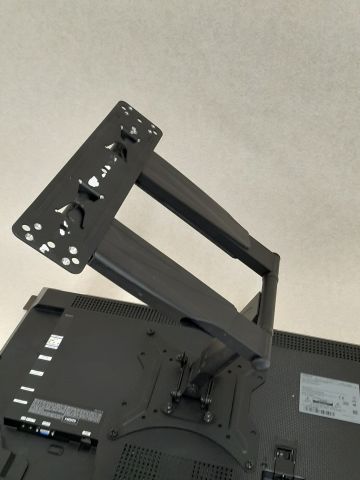 661984-16 TV / Monitor x3 - Samsung 49 "2pcs & Samsung 32" 1st (defective screens)