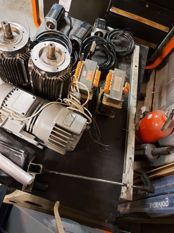 733834-13 Cutter EMCO MC 90