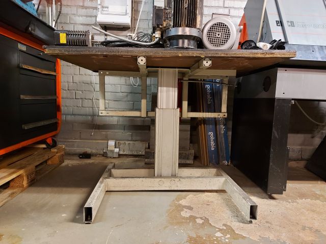 733834-16 Cutter EMCO MC 90