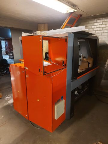 733834-18 Cutter EMCO MC 90