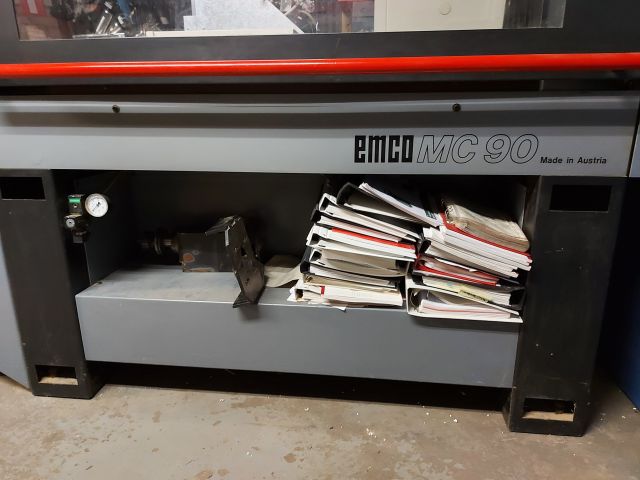 733835-5 Milling machine EMCO MC 90