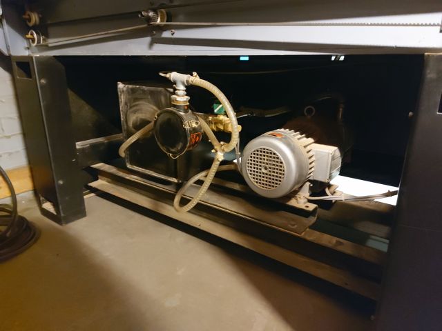 733835-8 Milling machine EMCO MC 90