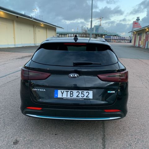 731657-6 Kia Optima Sport Wagon Plug-in Hybrid automatic -2018 (205hp, 109801km)