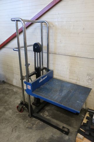718439-2 Gigant lift truck, 400kg