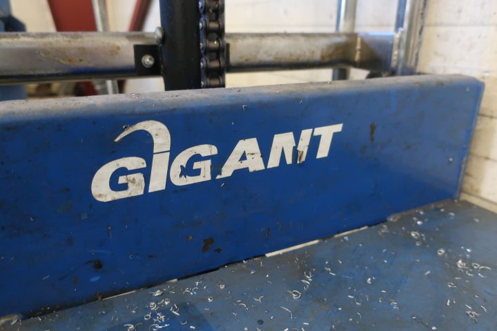 718439-4 Gigant lift truck, 400kg