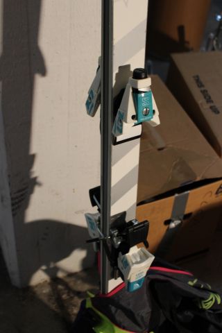 716202-3 Skis, salomon, roller skates, rollerblades, skates etc.