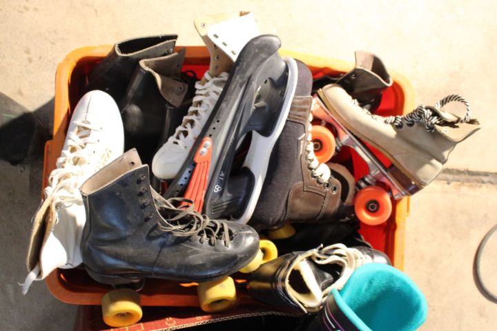 716202-6 Skis, salomon, roller skates, rollerblades, skates etc.