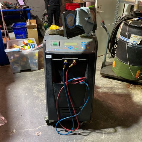 728555-9 AirCon service station - Waeco ASC 1000