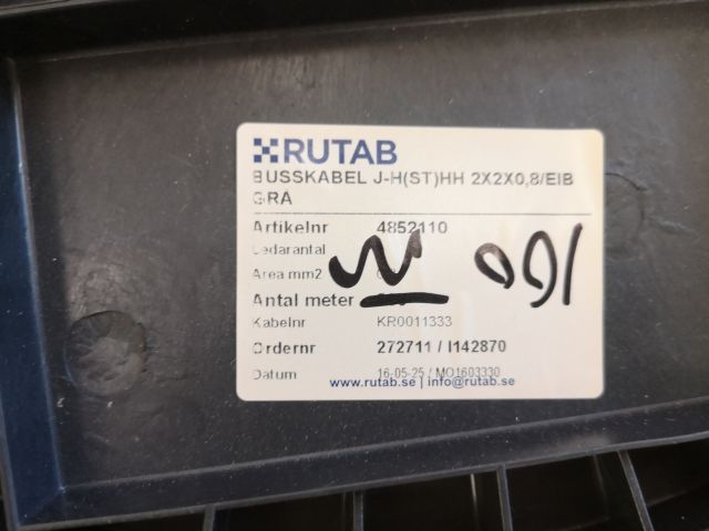 685250-3 Pallet with Bus cable, installation cable, data cable etc.