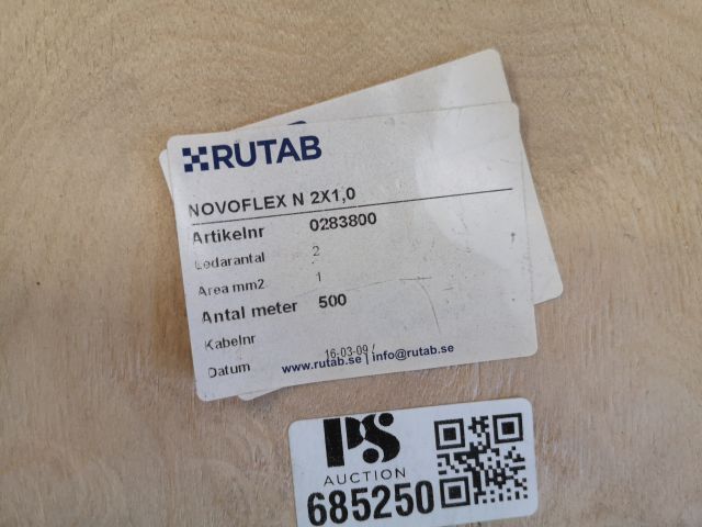 685250-5 Pallet with Bus cable, installation cable, data cable etc.