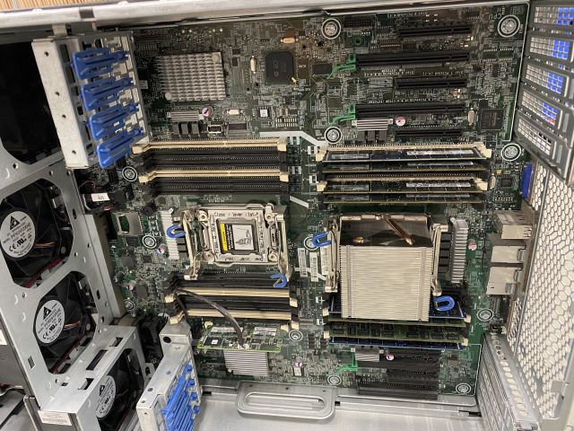 721241-20 Server Computer - HP ProLiant ML350p Gen 8