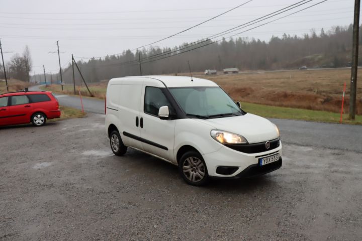734600-1 Fiat Doblo -16 Regnr: YDX553