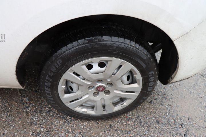 734600-7 Fiat Doblo -16 Regnr: YDX553