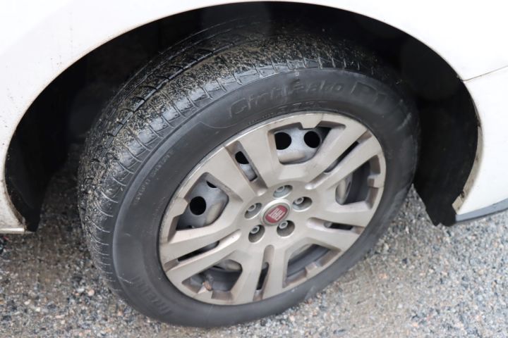 734600-9 Fiat Doblo -16 Regnr: YDX553