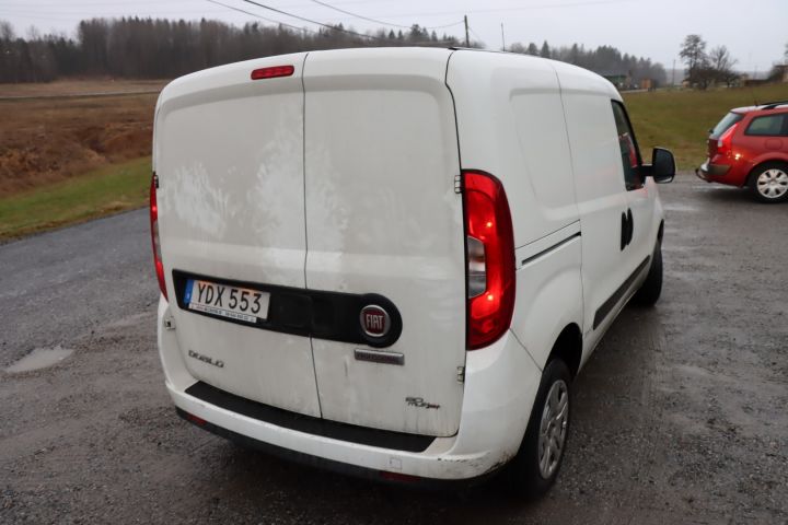 734600-30 Fiat Doblo -16 Regnr: YDX553