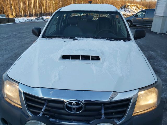 734626-23 Toyota Hilux 2.5 D 4WD -12 LBJ450