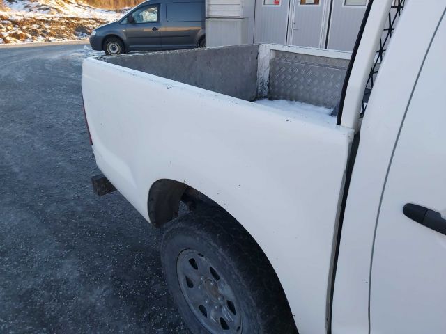 734626-32 Toyota Hilux 2.5 D 4WD -12 LBJ450