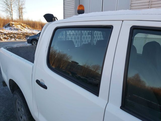 734626-33 Toyota Hilux 2.5 D 4WD -12 LBJ450