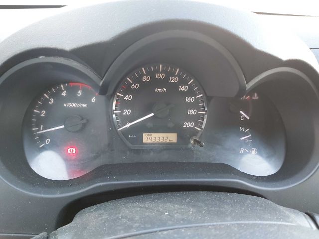 734626-65 Toyota Hilux 2.5 D 4WD -12 LBJ450