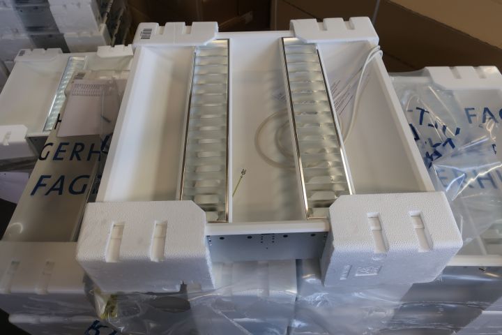 719216-3 13 pcs recessed luminaire Fagerhult Indigo Combo 2x2x14W 60x60cm