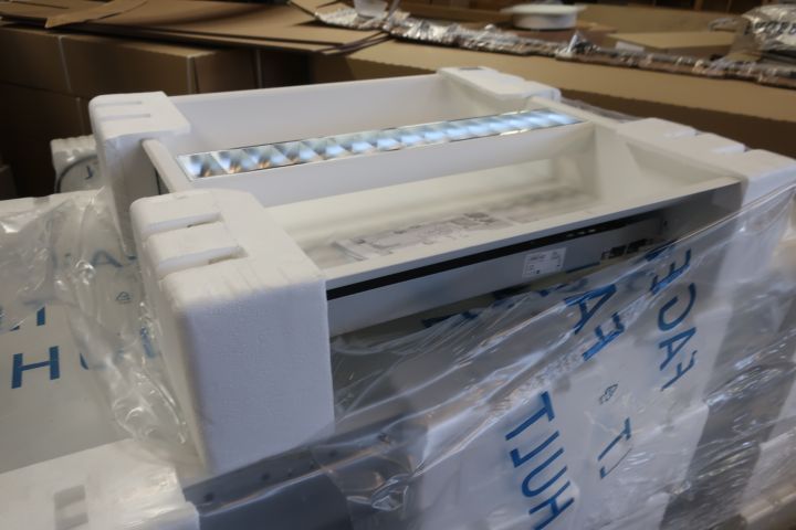 719218-4 13 pcs recessed luminaire Fagerhult Indigo Combo 2x14W 60x60cm