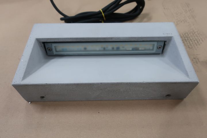 719234-3 2 outdoor lighting Simes Concrete Wall LED 29x6x15cm