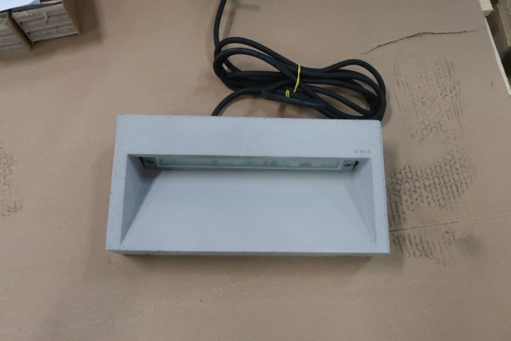719234-11 2 outdoor lighting Simes Concrete Wall LED 29x6x15cm