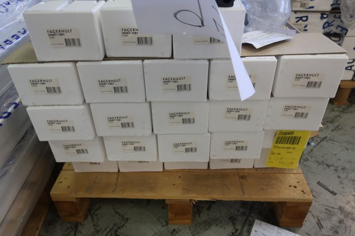 719273-9 24pcs Fagerhult Closs Body Alu 1x35W 180x12,5cm