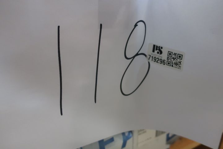 719296-8 7 recessed luminaires Fagerhult Recesso 3000K 2x28W 120x29cm