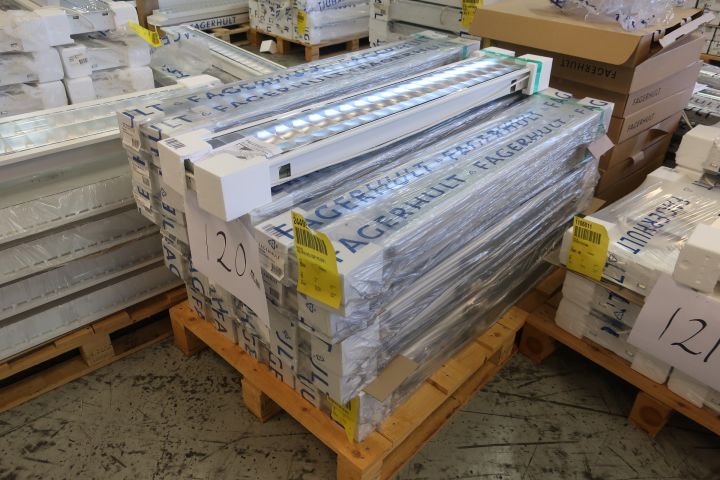 719298-1 20 recessed luminaires Fagerhult Multifive Beta 2x28W 118x20cm