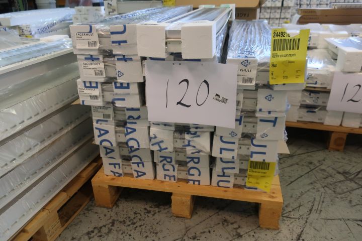 719298-7 20 recessed luminaires Fagerhult Multifive Beta 2x28W 118x20cm