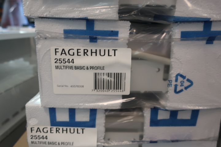 719298-8 20 recessed luminaires Fagerhult Multifive Beta 2x28W 118x20cm