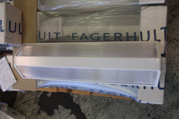 719335-4 18 pcs suspended office luminaire Fagerhult Vidi 1x24W 60x17cm