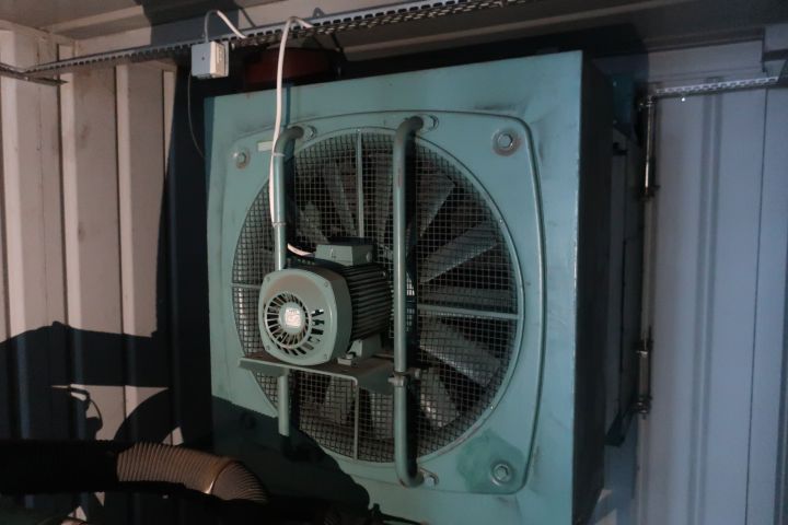 719363-44 Power plant ASEA, diesel-powered, in 20-foot containers