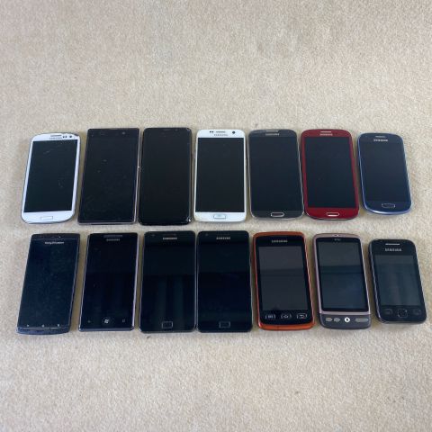 721143-2 Collection of 14 android phones - Repair objects