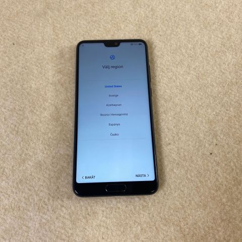 721146-10 2 Huawei P20 (EML-L29)