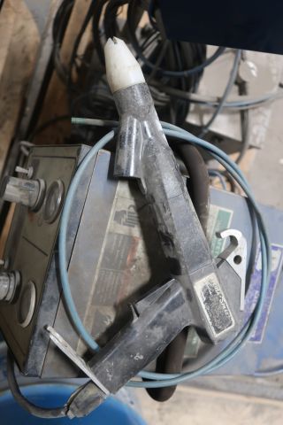 718446-8 2 Color sprayer - i.a. Nordson Tribomatic Versa spray