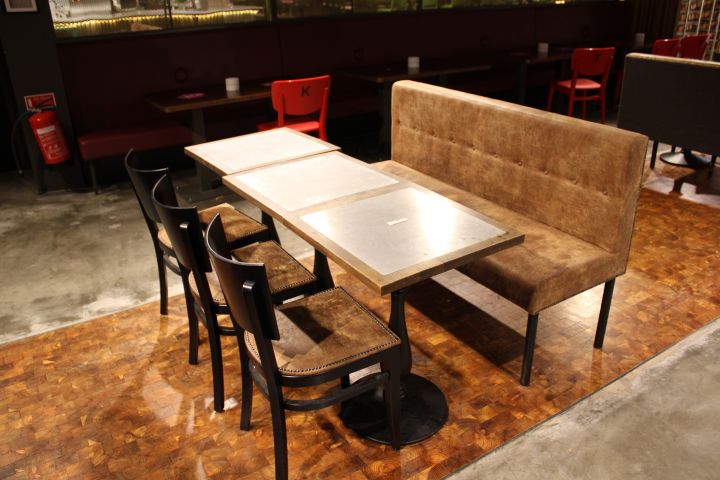 662004-1 Restaurant furniture