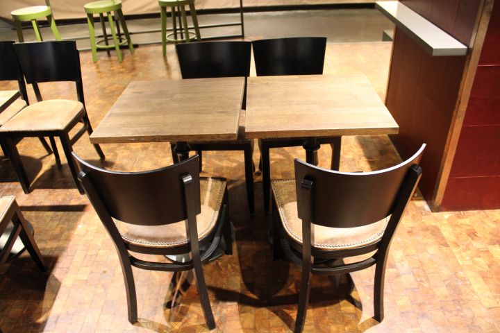 662004-23 Restaurant furniture