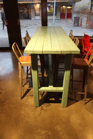 662004-29 Restaurant furniture