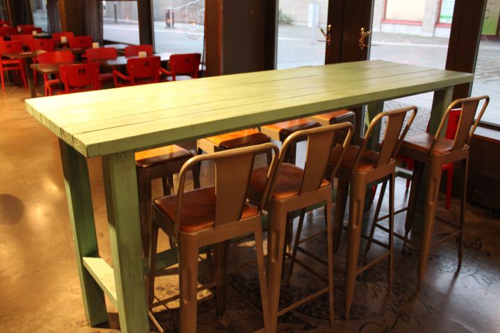 662004-27 Restaurant furniture