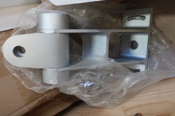 718579-12 Pallet with various LED luminaires, i.a. HERRING