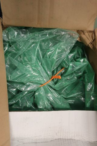 718624-8 10 stools of powder coating paints, i.a. Jotun, Teknos, DuPont et al.