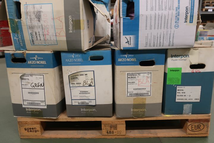 718624-35 10 stools of powder coating paints, i.a. Jotun, Teknos, DuPont et al.