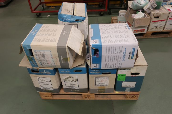718624-34 10 stools of powder coating paints, i.a. Jotun, Teknos, DuPont et al.