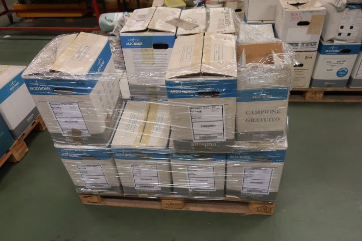 718624-40 10 stools of powder coating paints, i.a. Jotun, Teknos, DuPont et al.