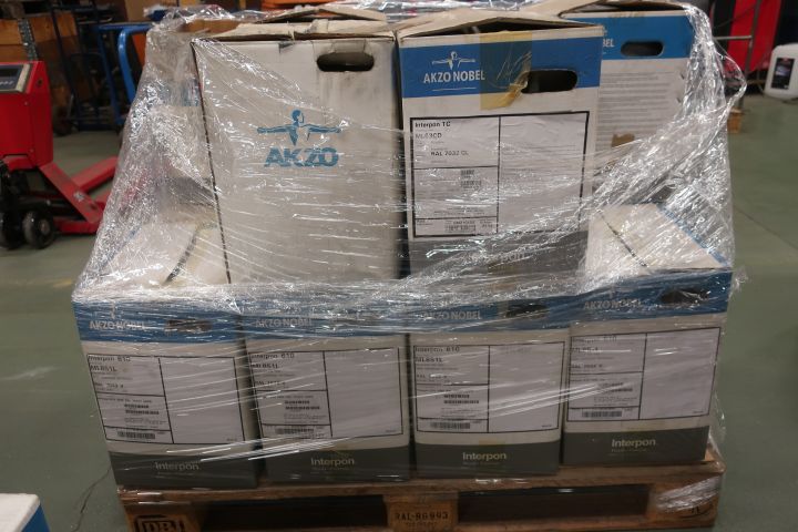 718624-42 10 stools of powder coating paints, i.a. Jotun, Teknos, DuPont et al.