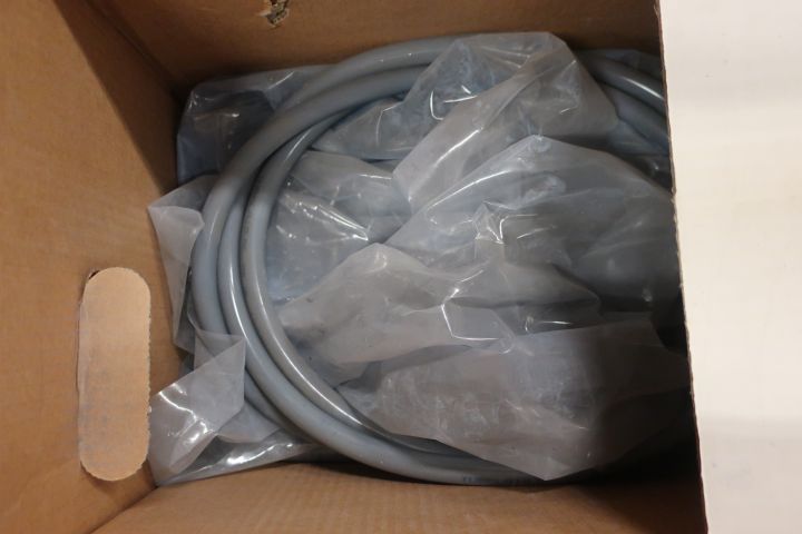 718624-50 10 stools of powder coating paints, i.a. Jotun, Teknos, DuPont et al.