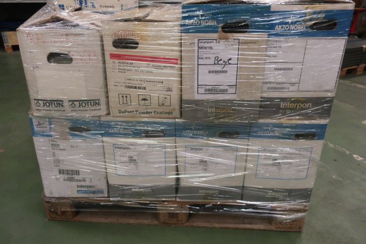 718624-62 10 stools of powder coating paints, i.a. Jotun, Teknos, DuPont et al.